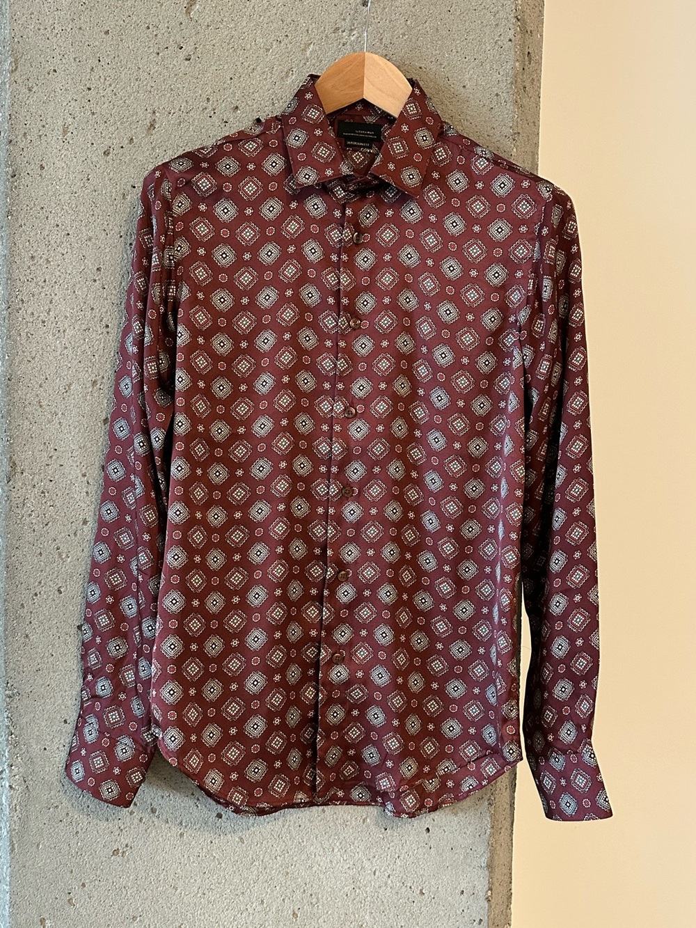 Zara Men's Burgundy Flowy Patterned Super Slim Fit Button-Down Shirt S